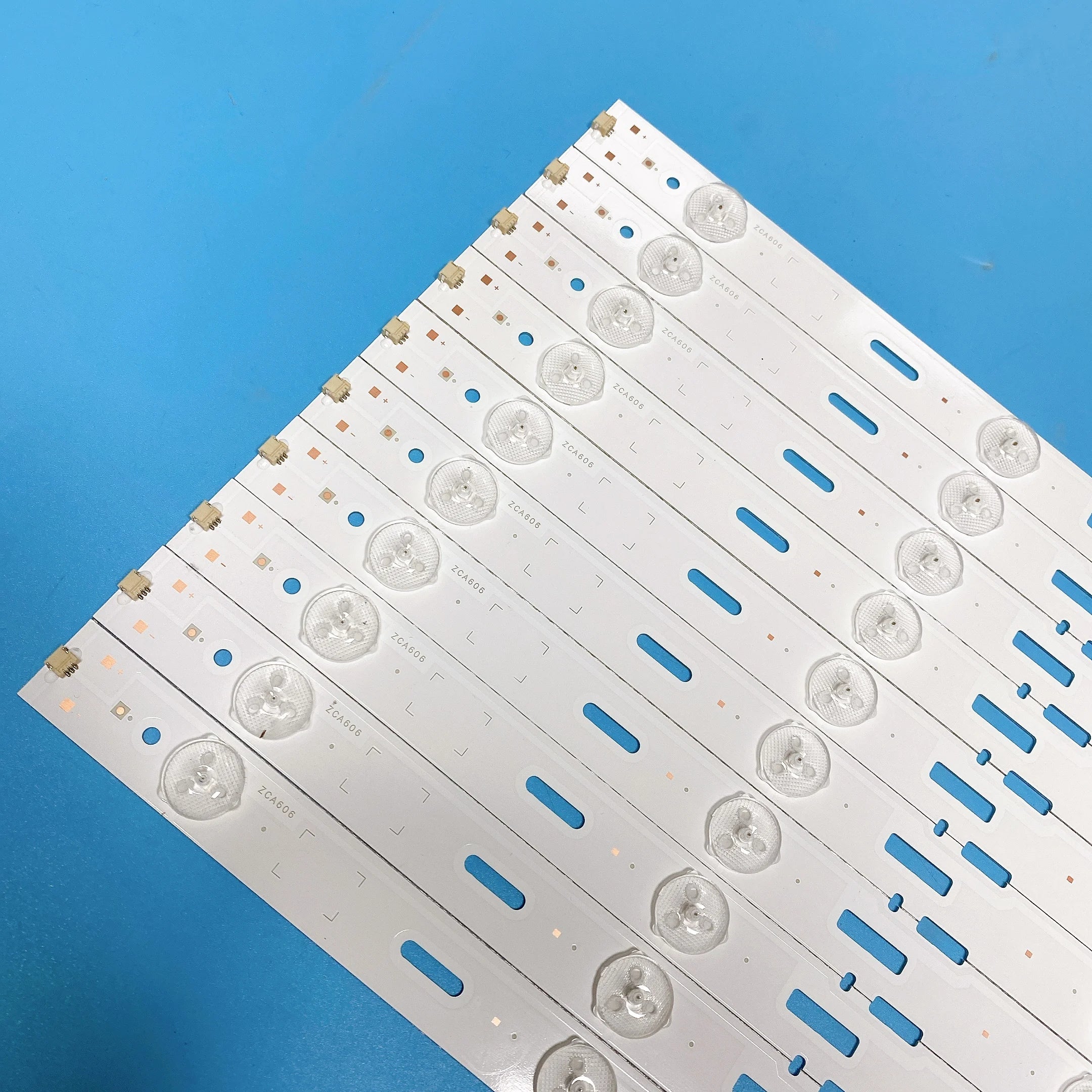 LED strip  TV 48VLE4421BF 48VLE6821BL 48VLE6520BH 48VLE5520BG 48VLE4520BF 48VLE5430BP 48VLE555BG 48VLE6420BH 48VLE4520BM